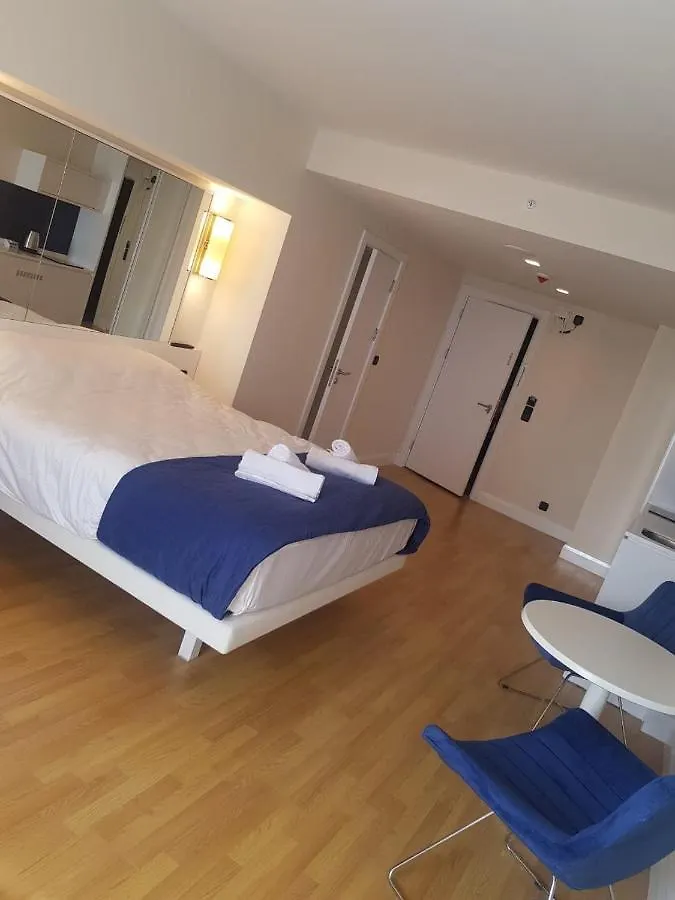 Apart Hotel Royal Sunset Batumi Sea-View Resort 0*,